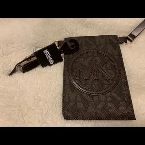 Michael Kors belt with phone holder